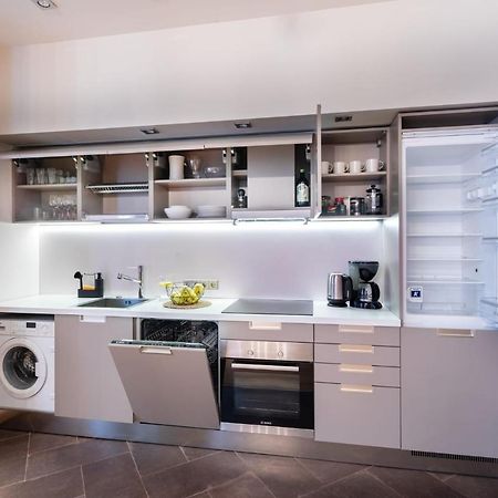 Old Riga Two Bedroom Apartment With 2 Bathrooms Екстер'єр фото